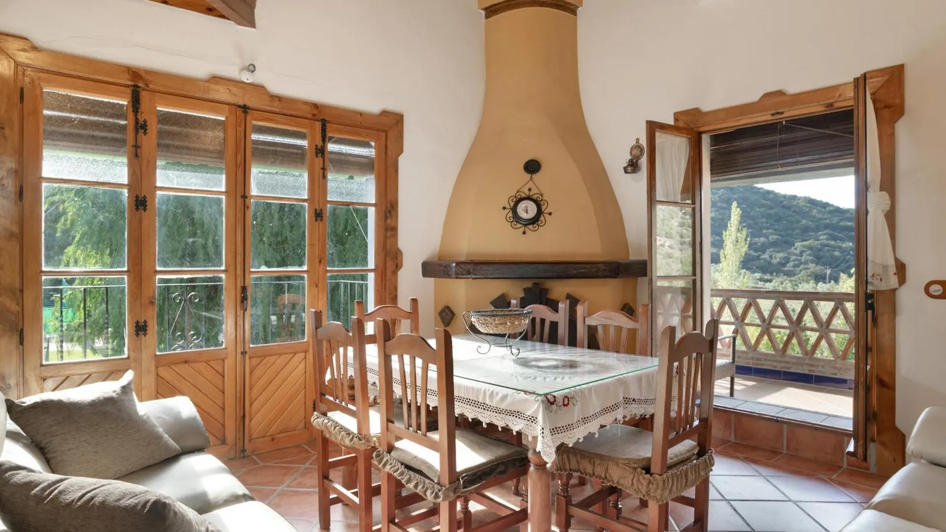 Monte Las Vinas Benaoján Villa